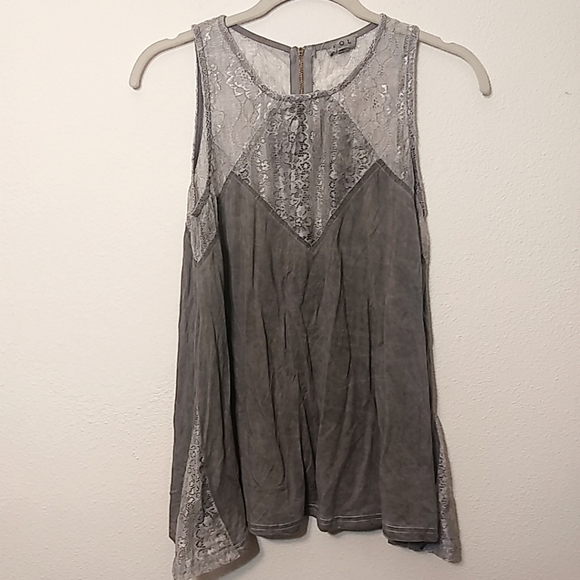 POL Gray Lace Flowy High Neck Tank Top  Small - Picture 1 of 4